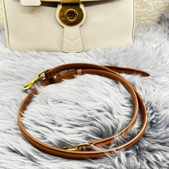 Burberry DK88 Medium Trench Calfskin Top Handle Bag Limestone Honey EUC - Picture 4 of 16